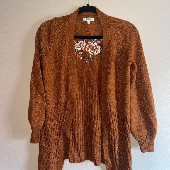 Rustic Brown Cardigan with pink and blue flower embroidery - Picture 2 of 4